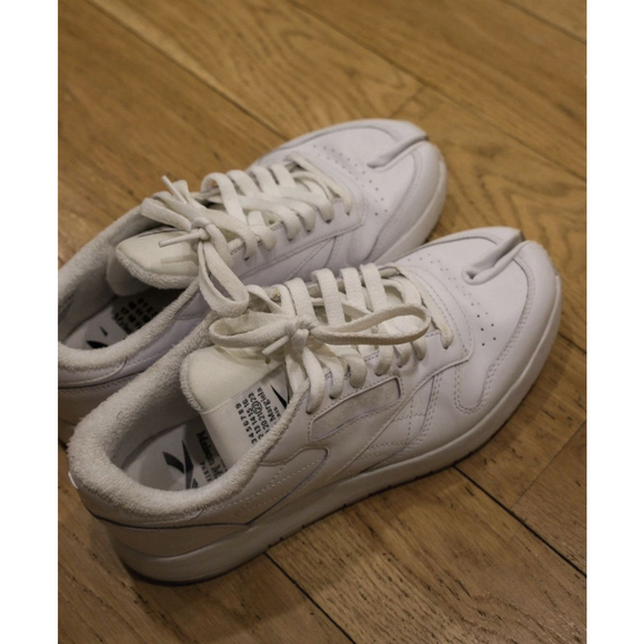 Reebok Maison Margiela Tabi Sneakers - Picture 4 of 6